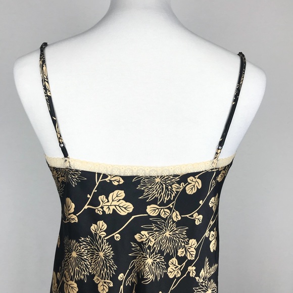 Victoria Secret satin open front cami black floral - Picture 6 of 8